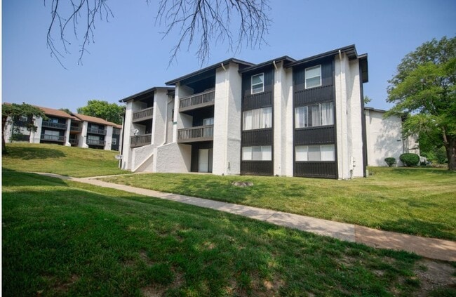 Building Photo - Brighton Apartments