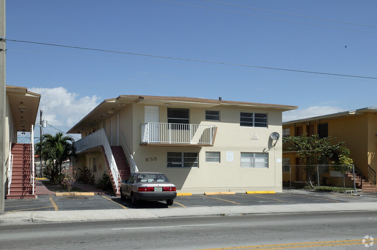Marj II Apartments 835 W 29th St Hialeah, FL Apartments for Rent in