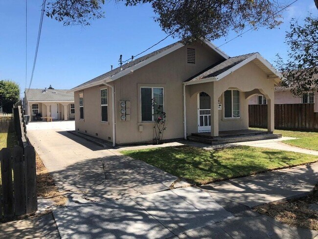 Foto del edificio - 43 Villa St