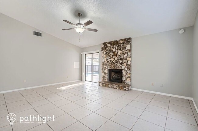 Building Photo - 632 Boniview Ln