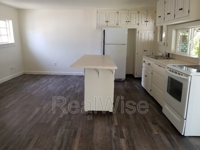 Foto del edificio - 1483 Fruitdale Dr