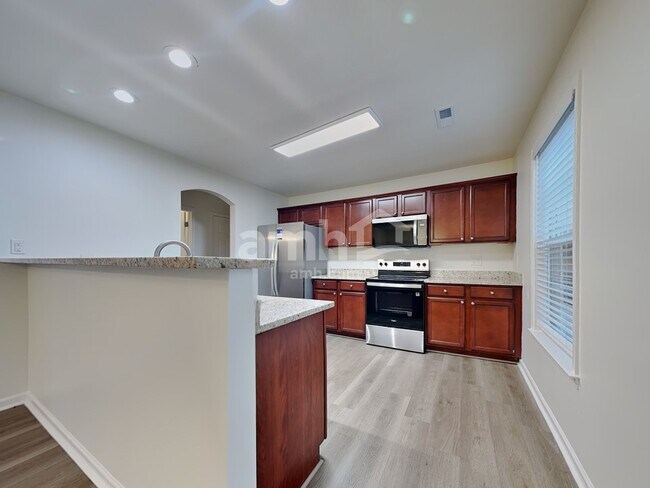 Foto del edificio - 1801 Point Wood Dr