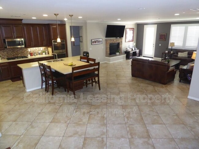 Building Photo - 26458 Woodstone Pl