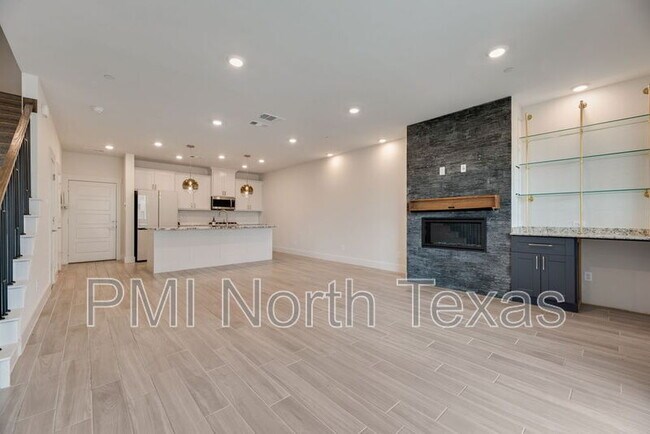 Foto del edificio - 770 Cavitt Ct