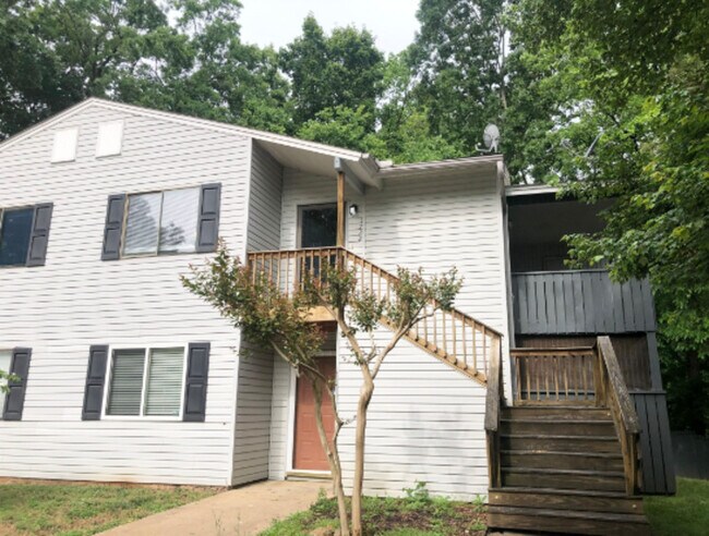 Foto del edificio - 1722 Hunters Trl