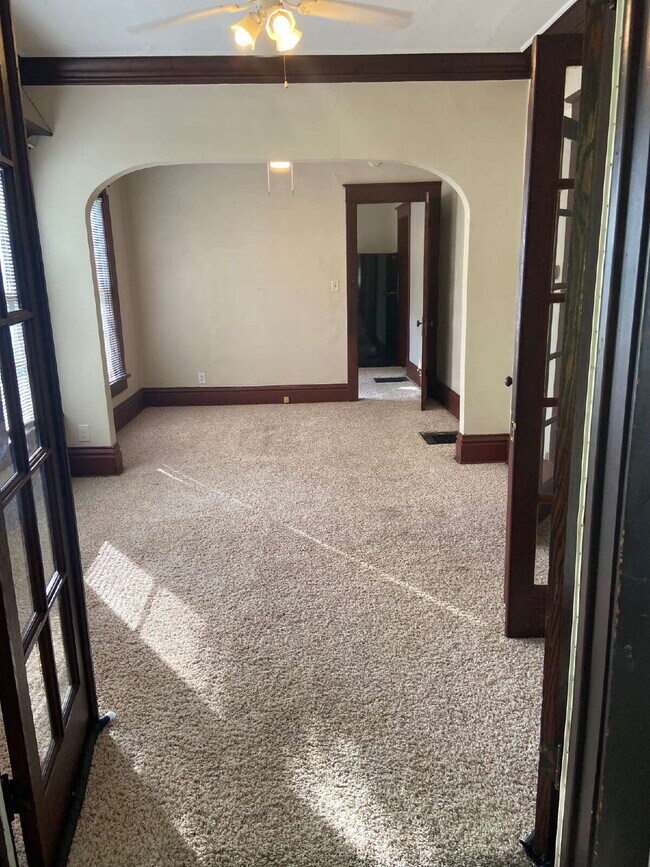 Foto del edificio - 1 Bedroom Lower with garage