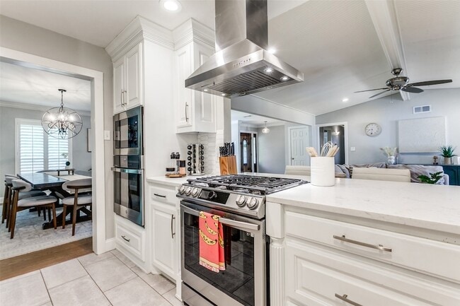 Building Photo - 413 Canyon Creek Dr