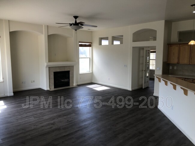 Foto del edificio - 1755 Big Boulder Ct