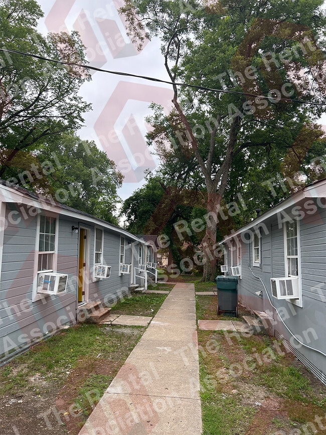 Building Photo - 3010 Church Street