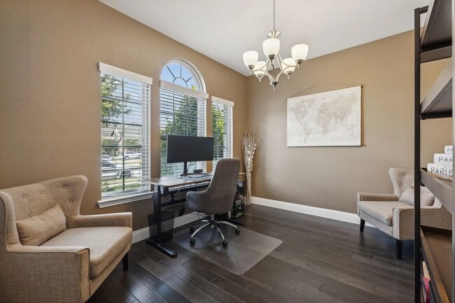 Building Photo - 5601 Bottiglia Way