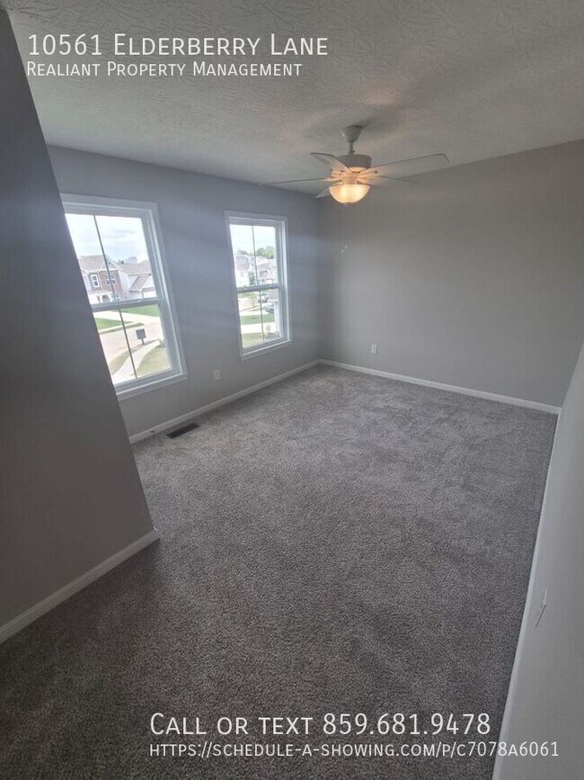 Foto del edificio - 10561 Elderberry Ln