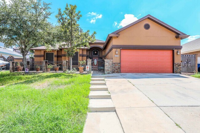 Foto del edificio - 1237 Whisper Hill Dr