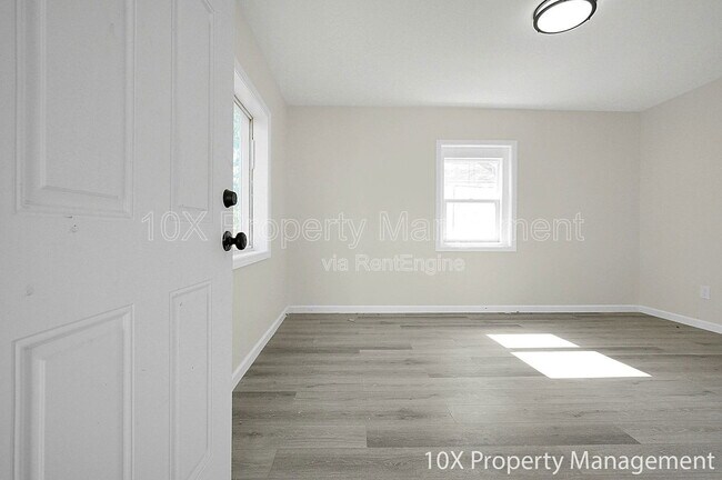 Foto del edificio - 683 S Wheatland Ave