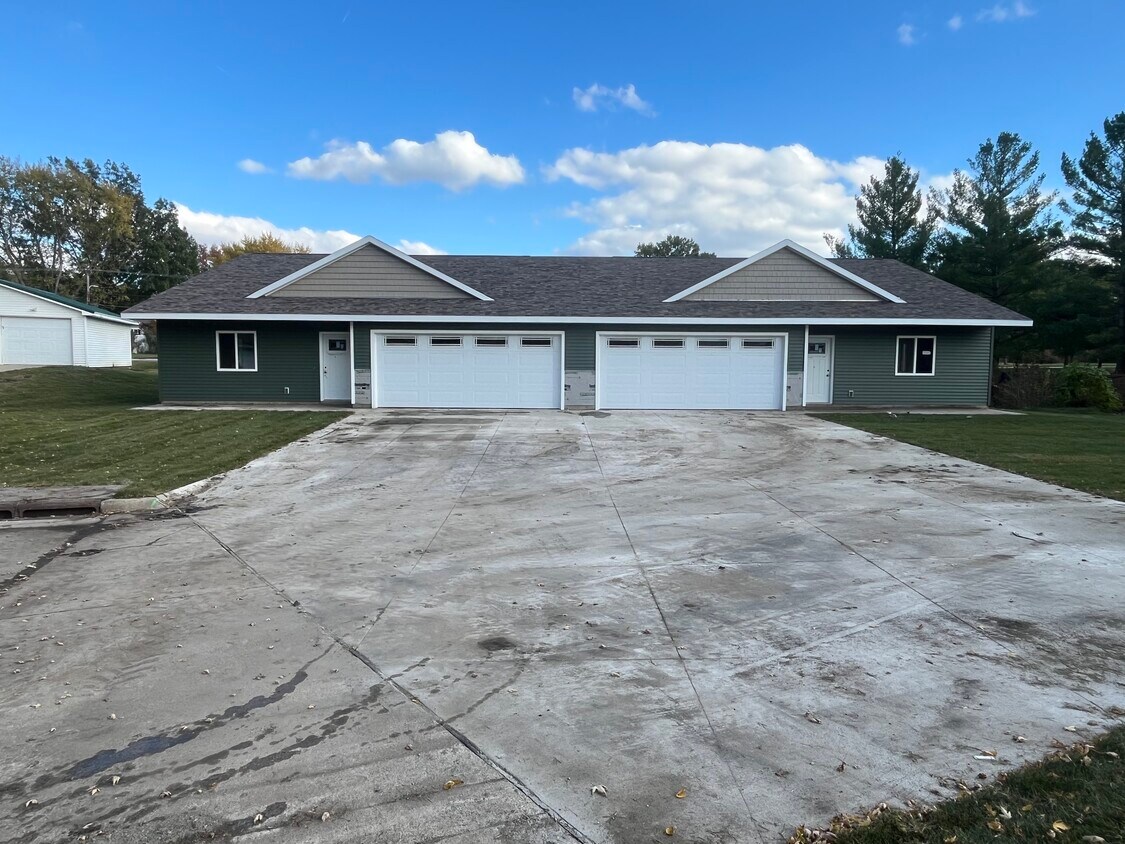 Foto principal - 1506 Delta Dr