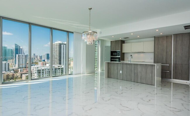 Foto del edificio - 2900 NE 7th Ave