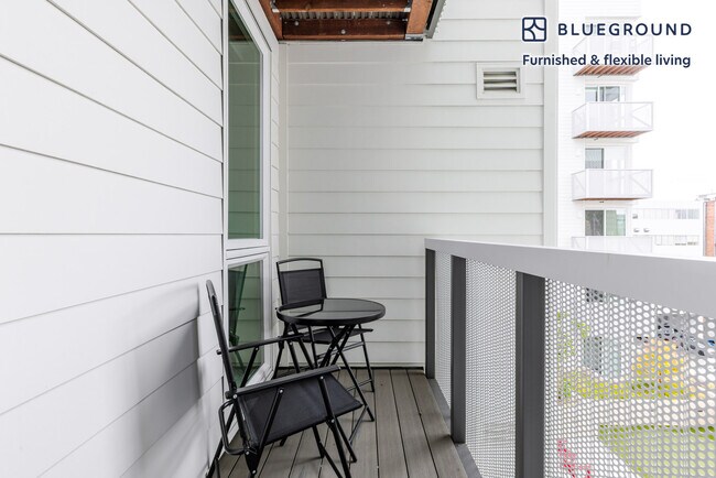 Foto del edificio - 2150 Kittredge St