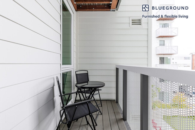 Building Photo - 2150 Kittredge St