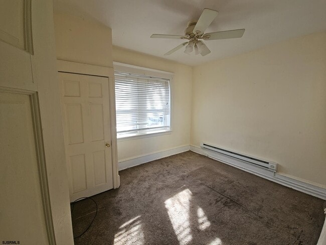 Building Photo - 3818 Ventnor Ave