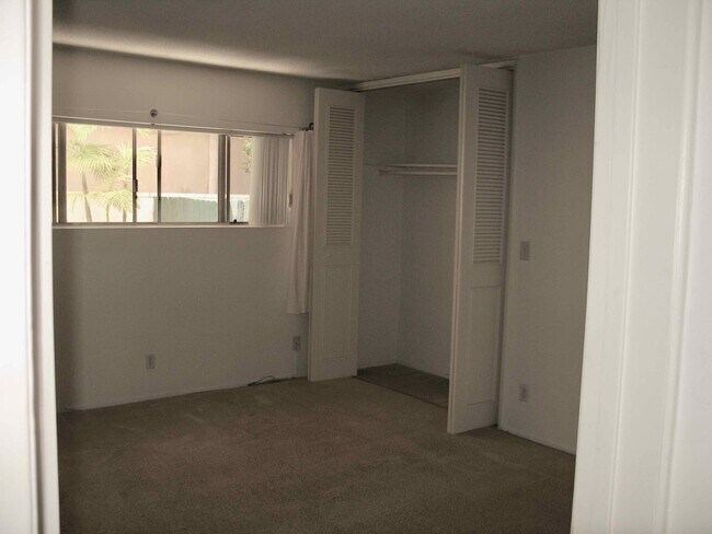 Master Bedroom, closet 1 - 10649 Kinnard Ave