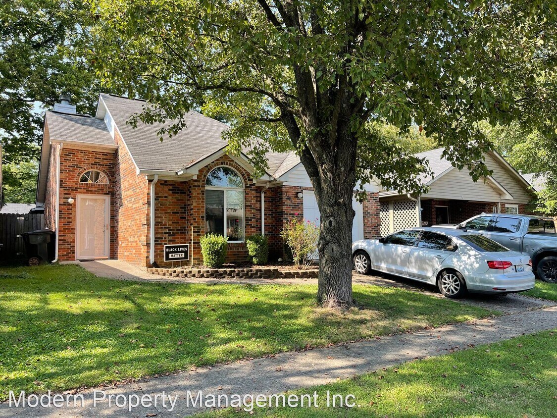 2 br, 2 bath House 1478 Vintage Circle House Rental in Lexington