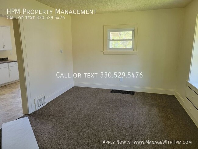 Building Photo - 570 Talbot Ave