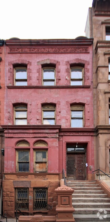 Building Photo - 9 W 120th St