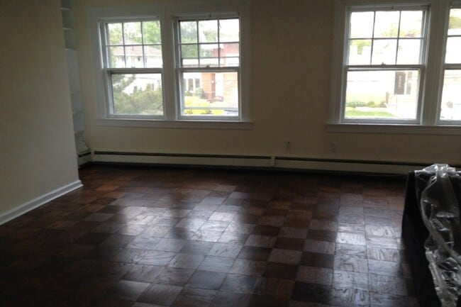Living Room - 1217 Norton Dr