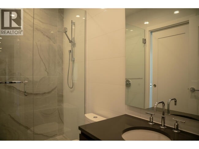 Building Photo - 5681 Birney Ave