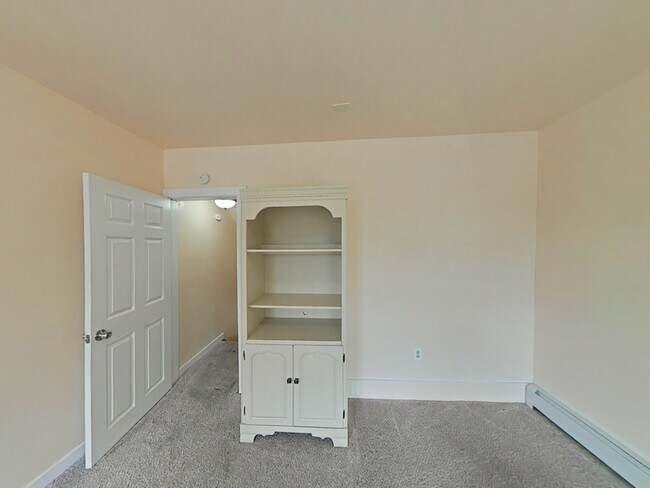 Foto del edificio - 247 S Maple St