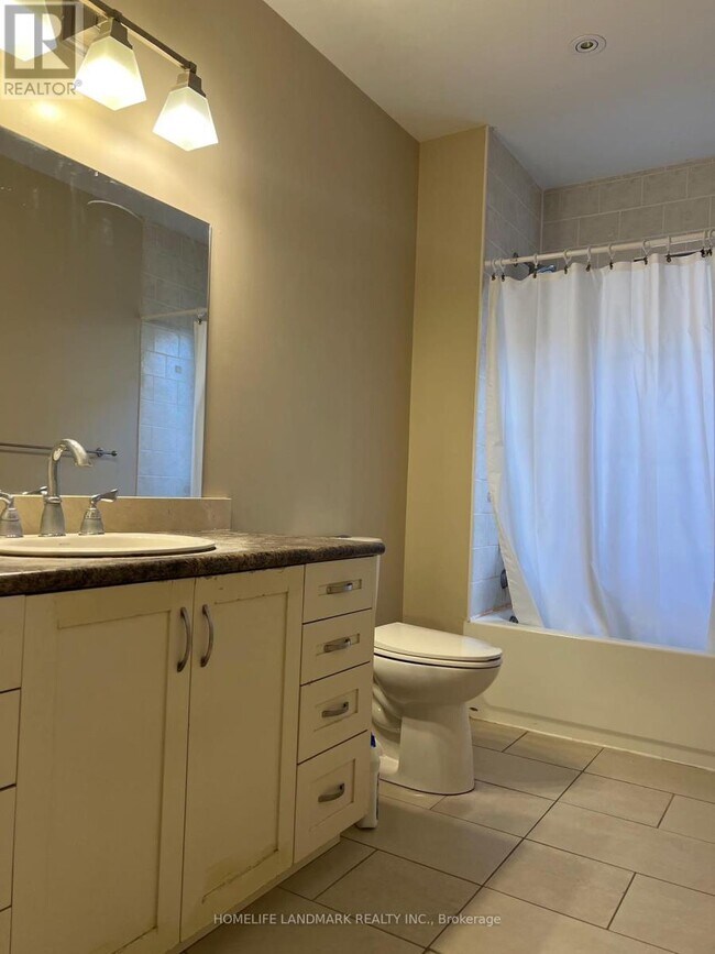 Photo du bâtiment - 109 Holmes Ave