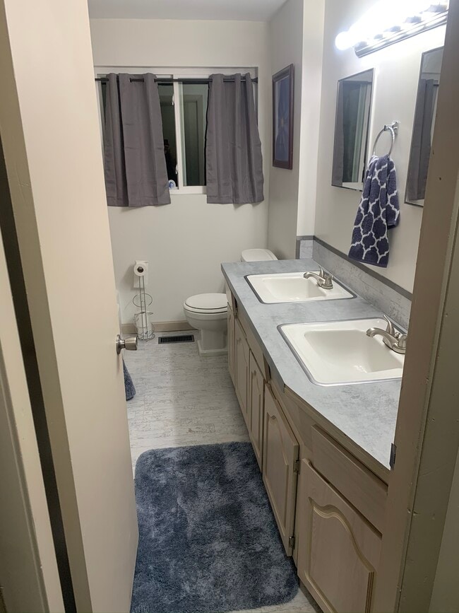 Full bathroom with tub - 79 Pleasant St