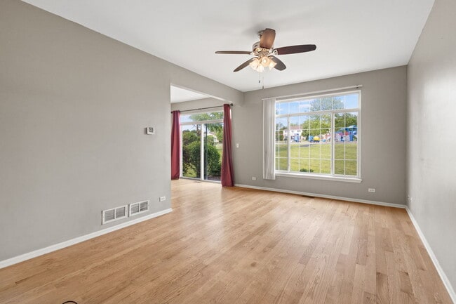 Building Photo - 1132 Coventry Cir