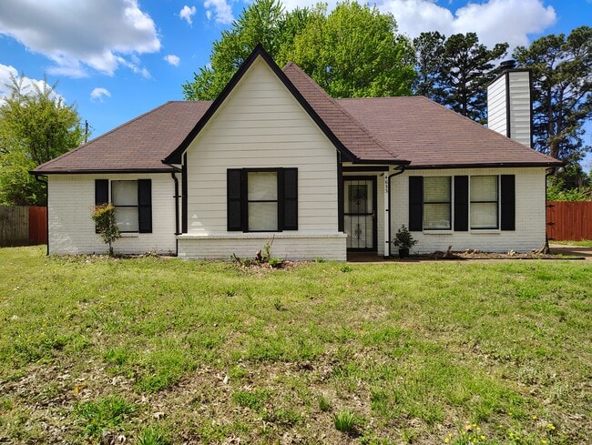 Building Photo - 4633 Sunnyslope Dr