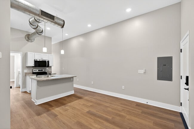 201-Dining/Kitchen - Potter's Lofts