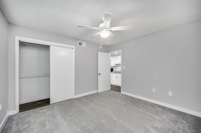 Building Photo - 2301 E Sligh Ave