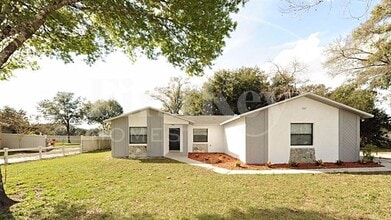 Building Photo - 1707 Valencia Blvd