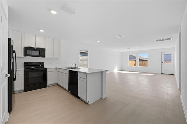 Foto del edificio - 6733 Haines Dr