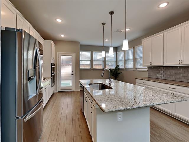 Foto del edificio - 251 Novacek St