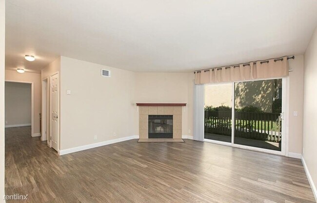 Foto del edificio - 2 br, 2 bath Condo - 145 West El Norte Par...