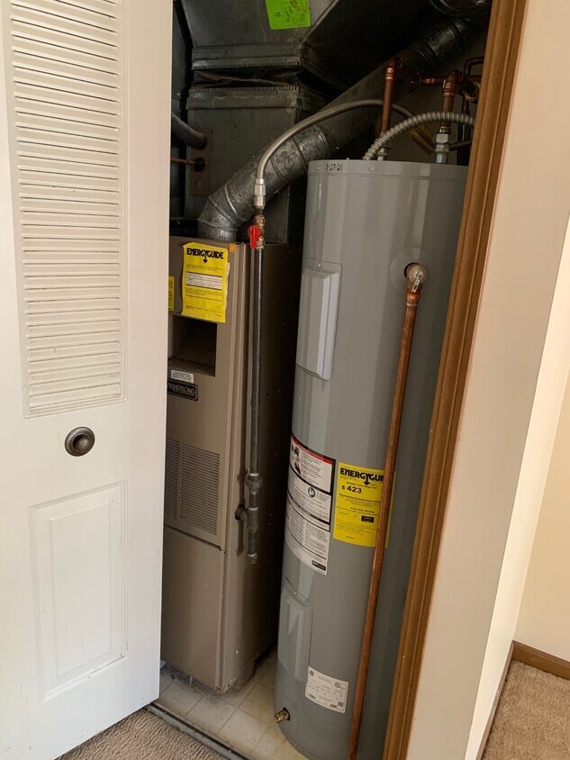 Furnace And Water Heater Closet 2390 Wrens Dr S Unit 2, Stow, OH