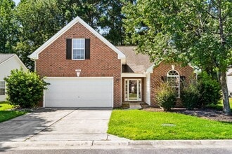 Building Photo - 280 Barclay Dr