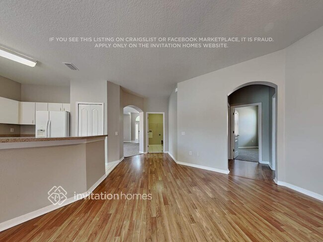 Foto del edificio - 3436 Golden Eagle Dr