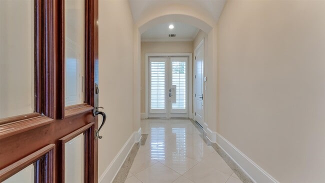 Building Photo - 1700 Sunset Blvd