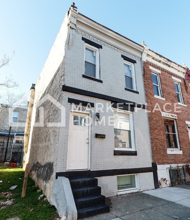 Building Photo - 2806 N Taylor St