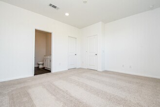 Building Photo - 14499 Cedar Ledge Ln