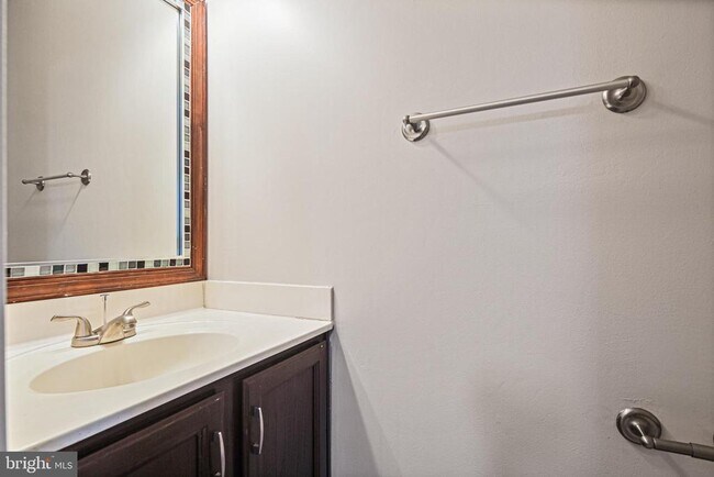 Foto del edificio - 5 Brantwood Ct