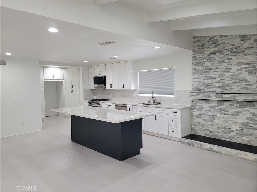 Foto principal - 14935 Nora Pl