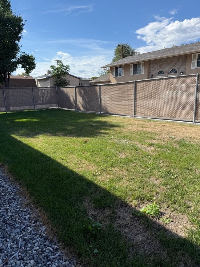 Building Photo - 1214 W 500 N