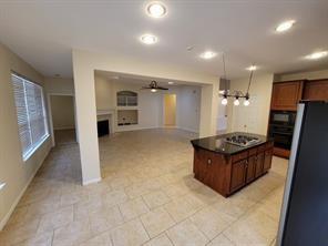 Foto del edificio - 26 Long Springs Pl