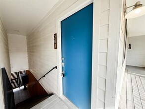 Building Photo - 4526 Munger Ave